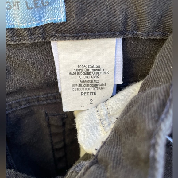 Eddie Bauer Black Denim Straight Leg 5 Pocket Jeans size 2 Petite - Picture 5 of 5